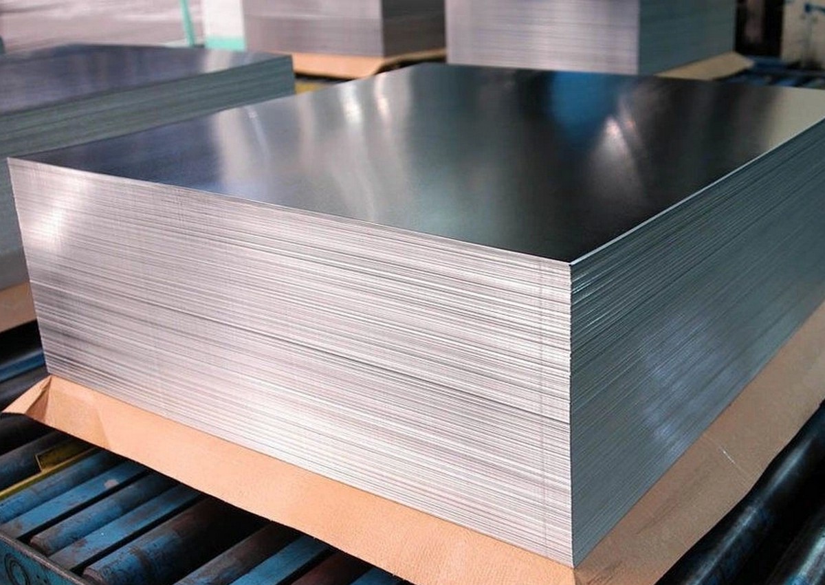 Алюминиевый лист 8.5х1500х6500 ВД1А